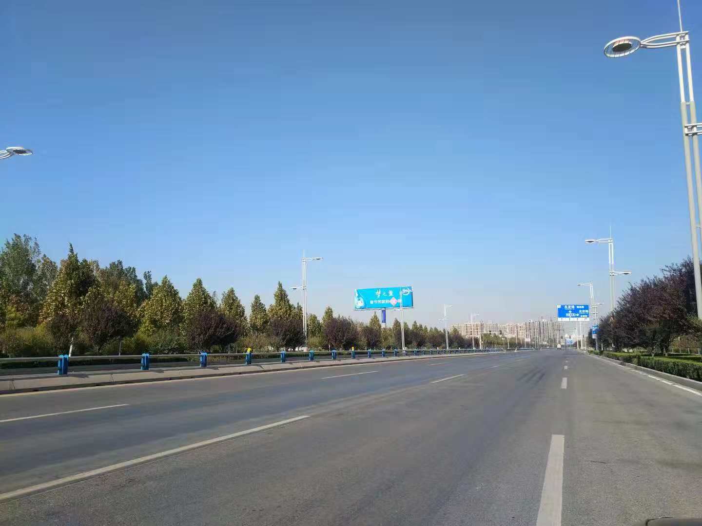 高速公路广告